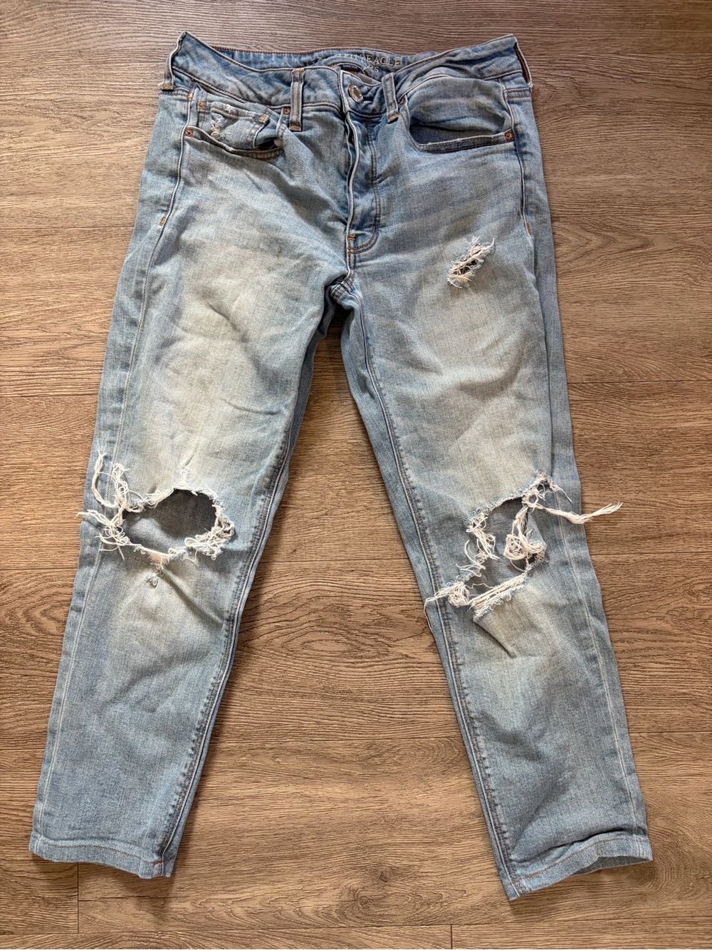 American eagle cropped jeans